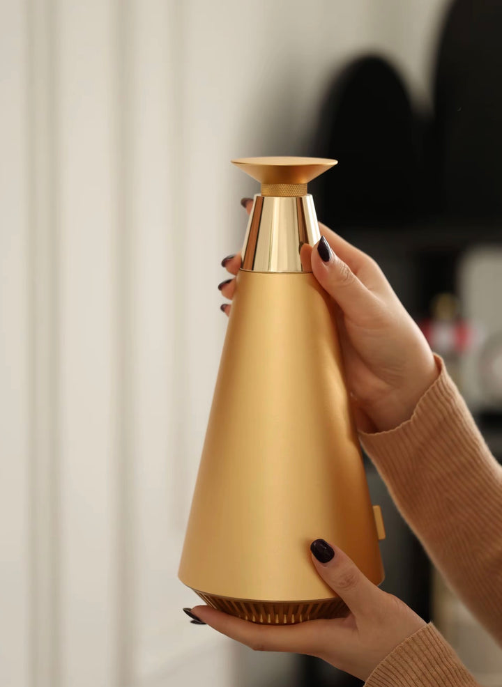 NASS Eclat scent diffuser - gold, close view